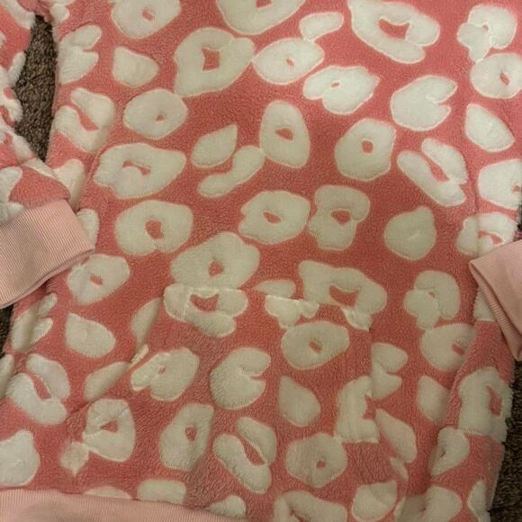 Girls Pink and white Hoodie size 7/8 "130" - Picture 2 of 3